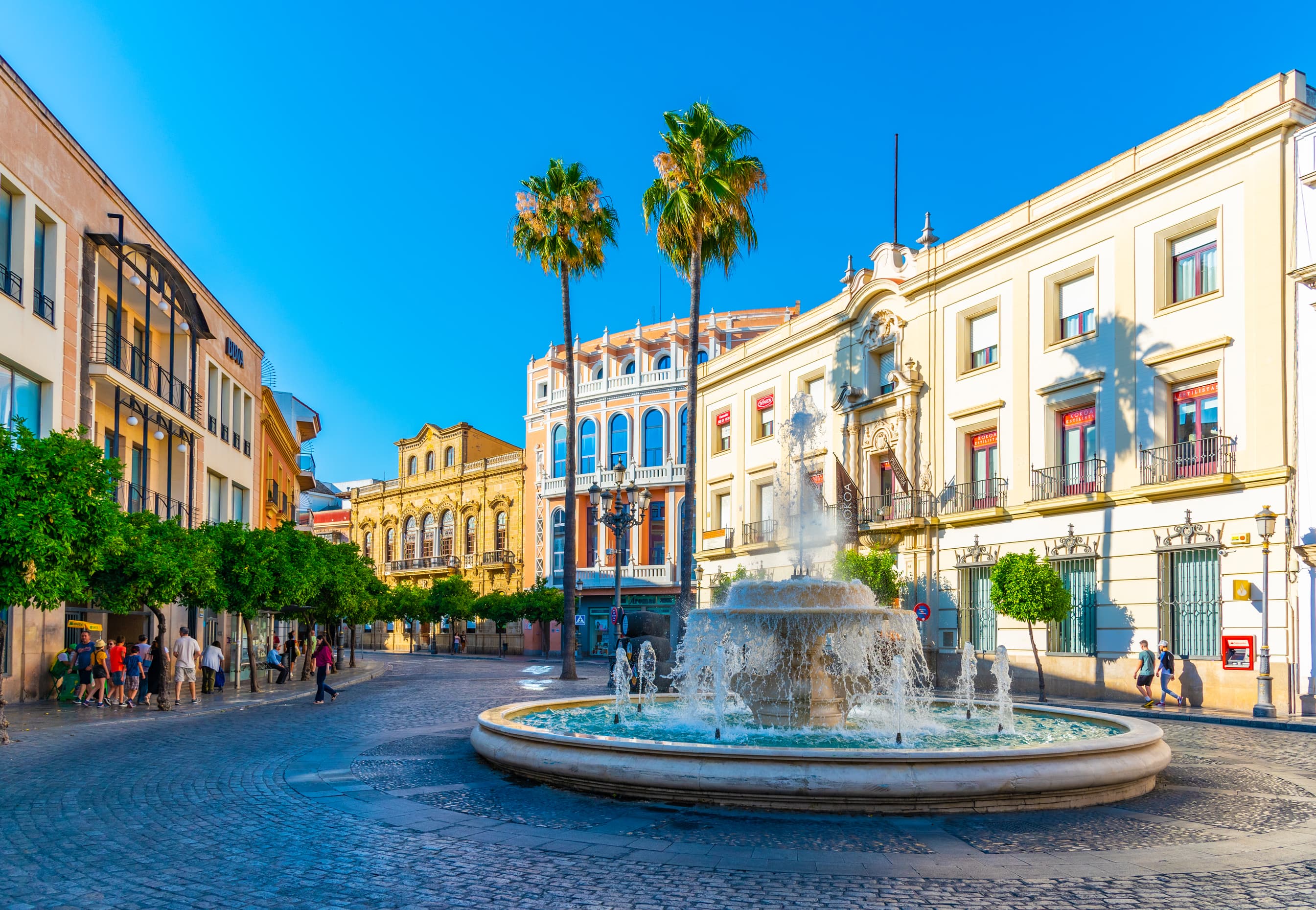 Strassenansicht in Jerez de la Frontera in Andalusien.