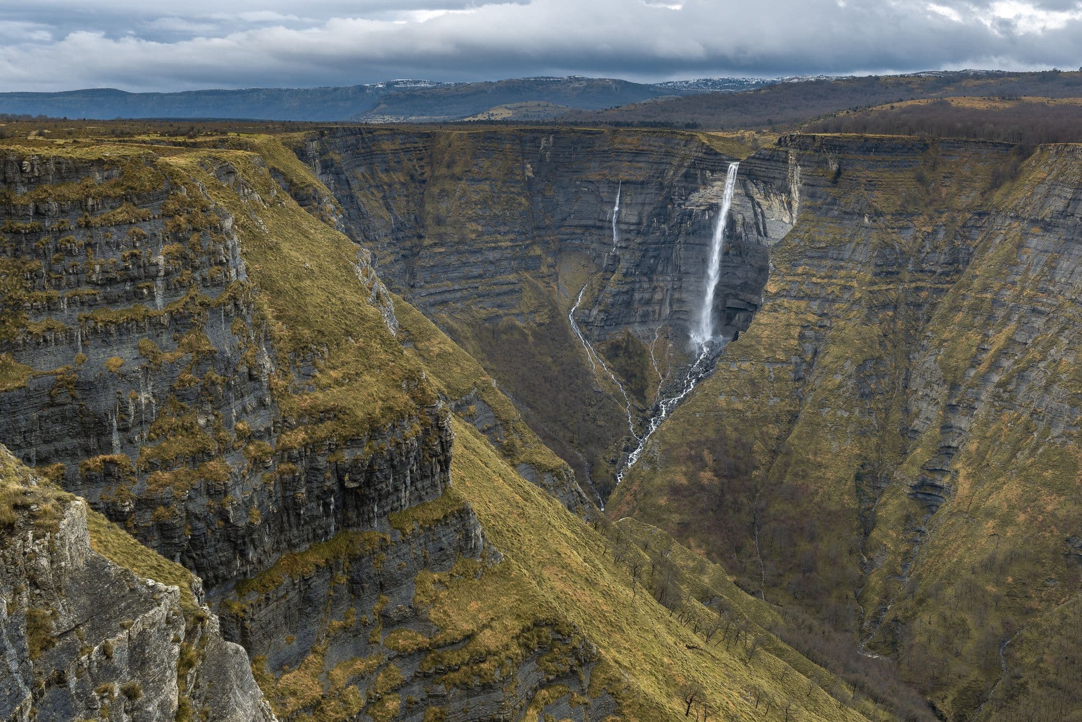 Salto del Nervión - spektakulärer Wasserfall in Spanien, der als der höchste der Iberischen Halbinsel gilt
