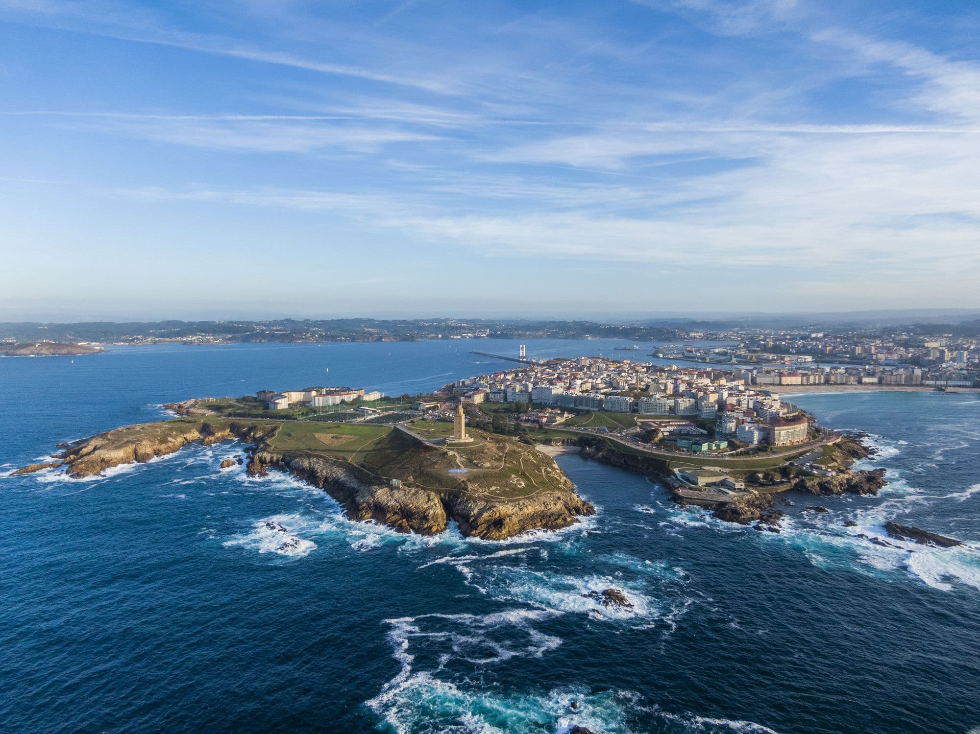 A Coruna - Hafenstadt auf einer Landzunge in der Region Galizien im Nordwesten Spaniens