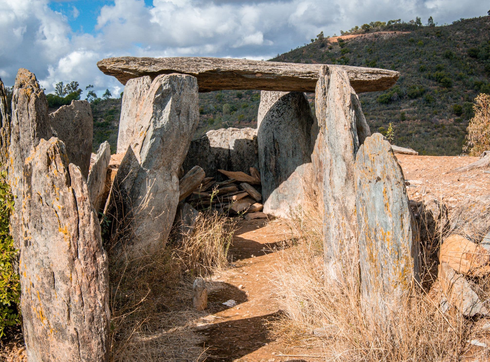 Zalamea la Real - liegt im Minengebiet des Río Tinto und ist traditionell mit dem Bergbau verbunden, obwohl die Landwirtschaft in den letzten Jahrzehnten an Bedeutung gewonnen hat