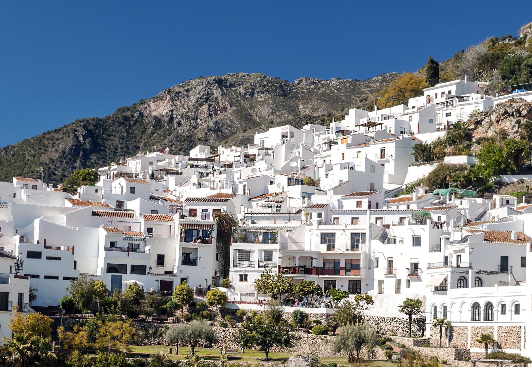 Frigiliana - ist etwa 65 km östlich von Málaga und rund 7 Kilometer von Nerja entfernt und hat 3.310 Einwohner