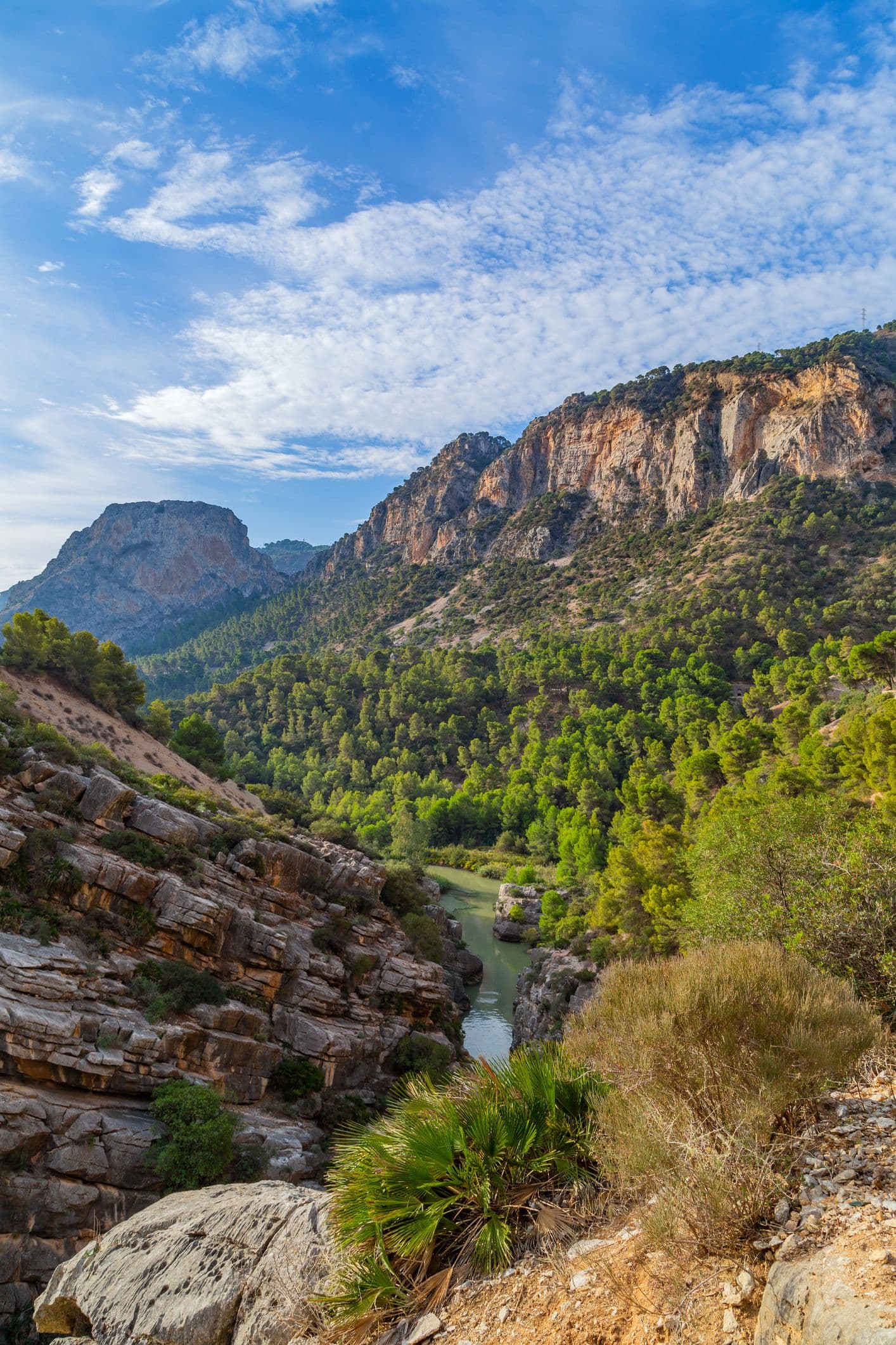Caminito del Rey - spektakulärer Wanderweg in Andalusien, Spanien, der durch die Schlucht Desfiladero de los Gaitanes führt