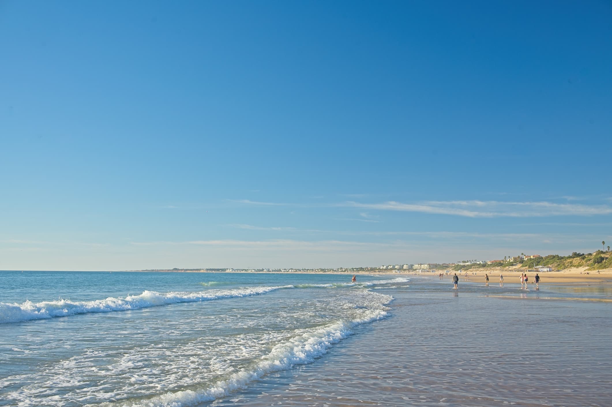 Playa La Barrosa in Novo Sancti Petri an der Costa de Luz in Andalusien.
